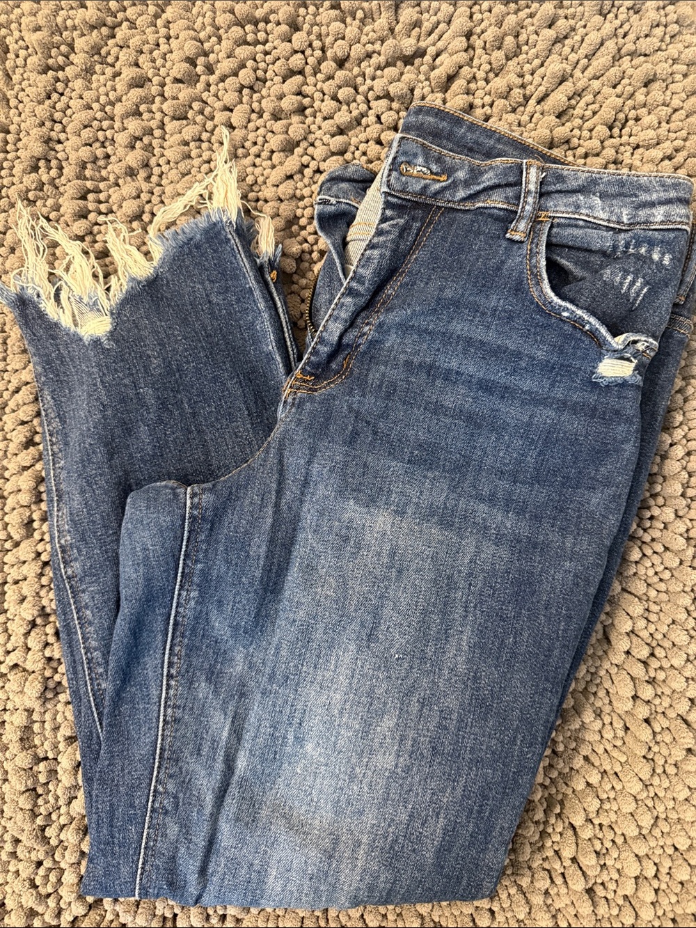 Frayed Hem Ankle Cropped Blue Denim Jeans